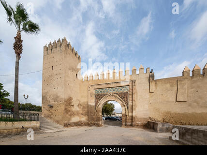 Fez, Morocco. November 9, 2019. A view of Bab Al Amer old city gatepalms Stock Photo