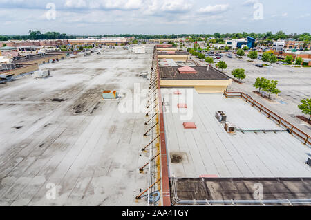 Exterior of Evergreen Park Plaza mall prior to demolition Stock Photo