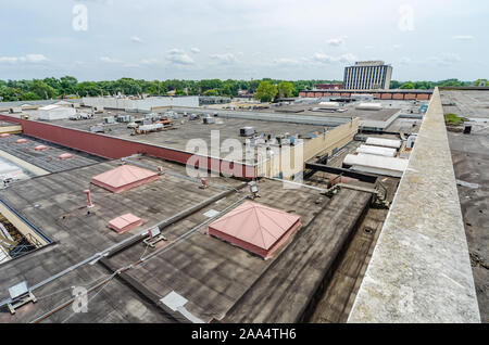 Exterior of Evergreen Park Plaza mall prior to demolition Stock Photo