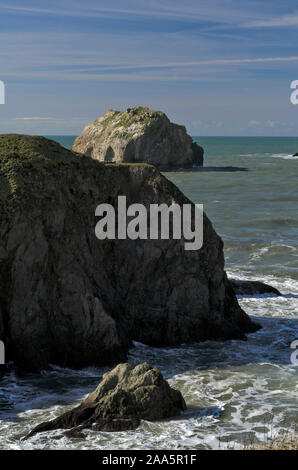 Sea stacks, sea cliffs, and beaches at Bandon, Oregon Stock Photo