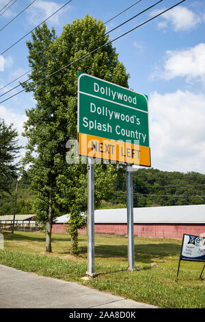 next left sign for dollywood and dollywoods splash country pigeon forge tennessee usa Stock Photo