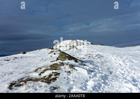 Hillwalkers near the summit of Ben Ledi, near Callander, Stirlingshire, Scotland Stock Photo