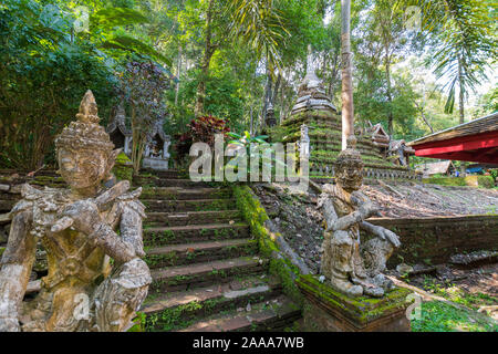 Wat Pha Lat in Ciang Mai, Thailand Stock Photo
