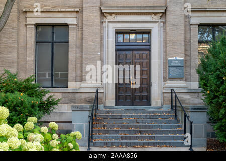 UNIVERSITY PARK, PA/USA - SEPTEMBER 28, 2019: Sparks Building on the campus of Penn State University. Stock Photo