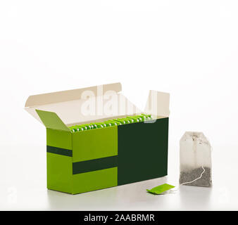 twisted tea, ahmad, harrods, harrods com, twinings, goodwyn, iced tea, twinings tea Stock Photo