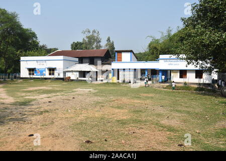 Birsingha Vidyasagar Primary School. Birsingha village (birthplace of Ishwar Chandra Vidyasagar), West Midnapore, West Bengal. India. Stock Photo