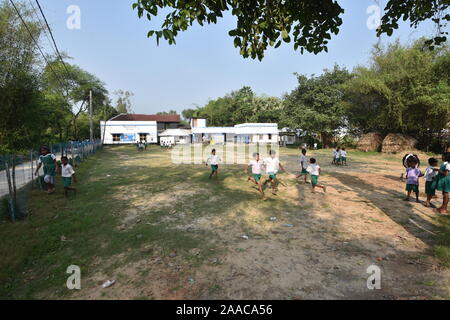 Birsingha Vidyasagar Primary School. Birsingha village (birthplace of Ishwar Chandra Vidyasagar), West Midnapore, West Bengal. India. Stock Photo