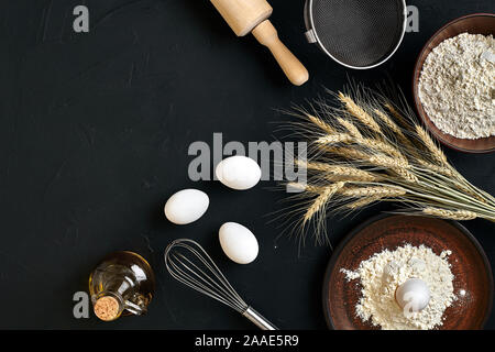 Kitchen Utensils Background with Copyspace, Home Kitchen Decor Concept, Kitchen  Tools, Rubber Accessories in Container. Restaurant Stock Image - Image of  food, country: 167170933