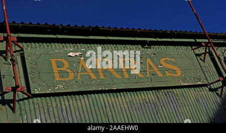 Green Barras Sign, The Barras, Gallowgate, East End, Glasgow, Scotland, UK, G1 5DX Stock Photo
