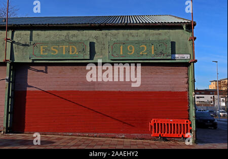 Estd 1921, Barras sign, Gallowgate, East End, Glasgow, Scotland, UK, G1 5DX Stock Photo