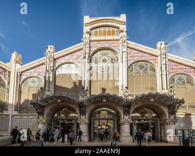 Exterior of the popular Central Market (Mercado Central) shopping market, North Cuitat Vella district, Valencia, Spain. Stock Photo