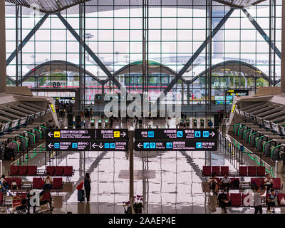 GUANGZHOU, CHINA - 9 OCT 2019 – Wide angle view of the departure terminal at Guangzhou Baiyun Airport Stock Photo