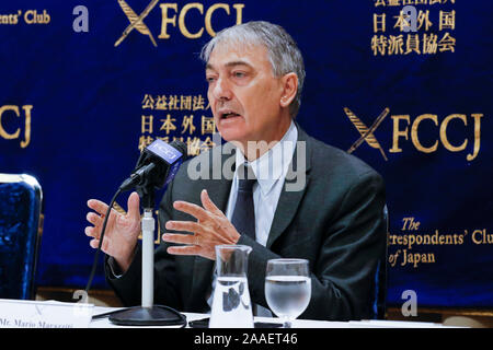 Tokyo, Japan, 21st Nov 2019. Mario Marazziti cofounder of the World Coalition Against the Death Penalty speaks during a news conference at the Foreign Correspondents& Club of Japan on November 21, 2019, Tokyo, Japan. Marazziti, Kazunori Saito Vice-president of the Japan Federation of Bar Associations and Shinji Oguma Secretary-general of All-Party Parliamentary Group to Discuss the Future of Capital Punishment in Japan came to the Club to talk about their efforts to abolish the death penalty in Japan in 2020; the year of the 2020 Tokyo Olympic and Paralympic Games. Credit: Aflo Co. Ltd./Alamy  Stock Photo