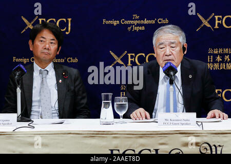 Tokyo, Japan, 21st Nov 2019. (L to R) Shinji Oguma Secretary-general of All-Party Parliamentary Group to Discuss the Future of Capital Punishment in Japan and Kazunori Saito Vice-president of the Japan Federation of Bar Associations, speak during a news conference at the Foreign Correspondents& Club of Japan on November 21, 2019, Tokyo, Japan. Oguma, Saito, and Mario Marazziti came to the Club to talk about their efforts to abolish the death penalty in Japan in 2020; the year of the 2020 Tokyo Olympic and Paralympic Games. Credit: Aflo Co. Ltd./Alamy Live News Stock Photo