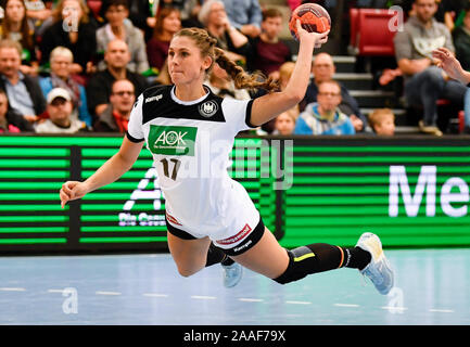 Stuttgart, Germany. 21st Nov, 2019. Handball, women: Germany - Montenegro: Germany's Alicia Stolle throws the ball. Credit: Thomas Kienzle/dpa/Alamy Live News Stock Photo