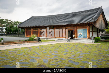 Jeonju Korea , 6 October 2019 : Eojin Royal portrait Museum building exterior view at the Gyeonggijeon shrine in Jeonju South Korea Stock Photo