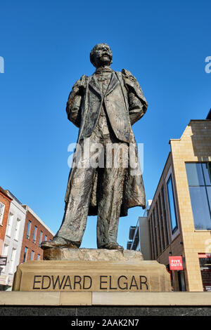 Edward Elgar statue, High Street, Worcester, Worcestershire Stock Photo