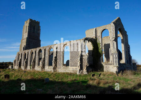 The partly ruined church of St. Andrews, Covehithe, Suffolk Stock Photo