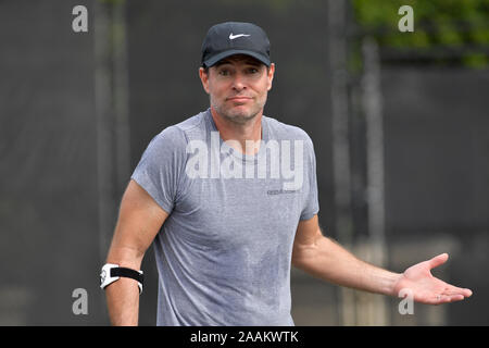 Boca Raton, Florida, USA. 22nd Nov, 2019. Scott Foley playing Tennis at The Boca Raton Resort Tennis Center for the 29th Annual Chris Evert/Raymond James Pro-Celebrity Tennis Classic, on November 22, 2019 in Boca Raton, Florida. People: Scott Foley Credit: Storms Media Group/Alamy Live News Stock Photo