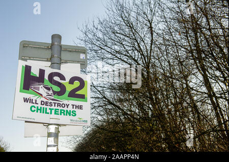 HS2 opposition sign near Wendover in Buckinghamshire, UK. 1st February, 2012. A number of High Speed Railway HS2 opposition signs have been placed in fields and on buildings in the county of Buckinghamshire. Many local residents are opposed to the planned HS2 High Speed Rail link from London to Birmingham as it is expected to result in the destruction of countryside, rural habitats and ancient woodlands. Credit: Maureen McLean/Alamy Stock Photo