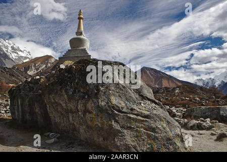 buddhist stupa in the himalayan mountains Stock Photo