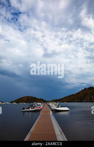 Boat jetty at Cala de Portlligat, Cadaques, Catalonia, Spain Stock Photo