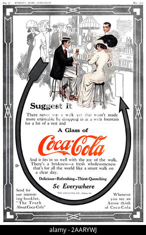 Hi-res (A3+), retouched, revived vintage Coca-Cola print advrtisement taken from a 100+ years old magazine. Stock Photo