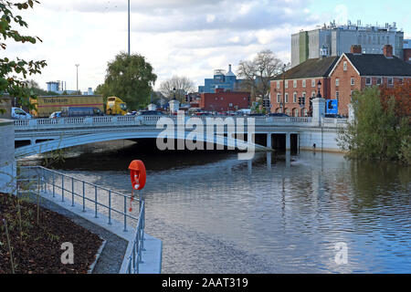 High water at Bridgefoot Warrington Oct 2019, WA1 1WA - High Tide and flooding of the River Mersey Crossing, Cheshire, North West England, UK Stock Photo