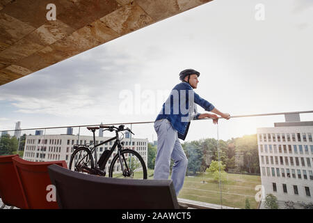 Student with e-bike at Goethe University Stock Photo
