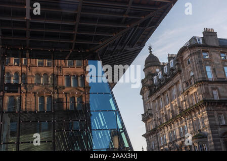 Facade of Queen Street station in Glasgow Stock Photo