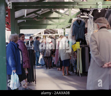 1994 Wakefield city centre market scenes, West Yorkshire, Northern England UK Stock Photo