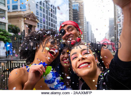 https://l450v.alamy.com/450v/2aaxmfp/girls-taking-selfie-at-street-party-parade-brazilian-carnaval-group-of-brazilian-friends-in-costume-celebrating-2aaxmfp.jpg