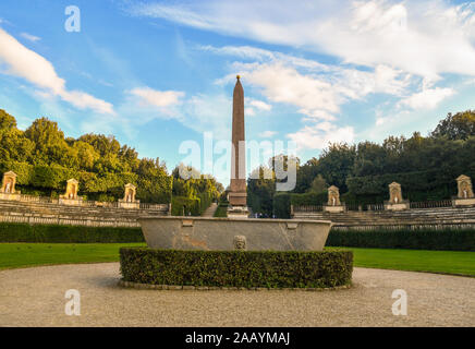 View of the Boboli Gardens of Palazzo Pitti with the Egyptian obelisk and the basin in the centre of the Amphitheatre, Florence, Tuscany, Italy Stock Photo