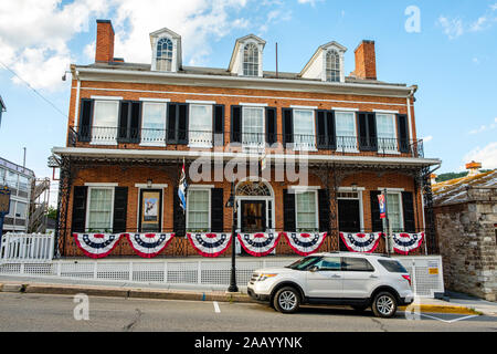 Southern Alleghenies Museum of Art, Anderson House, 137 East Pitt Street, Bedford, PA Stock Photo