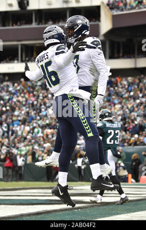 Charlotte, North Carolina, USA. 25th Nov, 2018. Seattle Seahawks wide  receiver MALIK TURNER (17) running with the ball against Carolina Panthers  cornerback CORN ELDER (35) on November 25, 2018 at Bank of