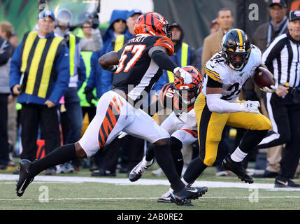 Cincinnati Bengals linebacker Germaine Pratt (57) during an NFL football  game against the New Orleans Saints, Sunday, Oct. 16, 2022, in New Orleans.  (AP Photo/Tyler Kaufman Stock Photo - Alamy