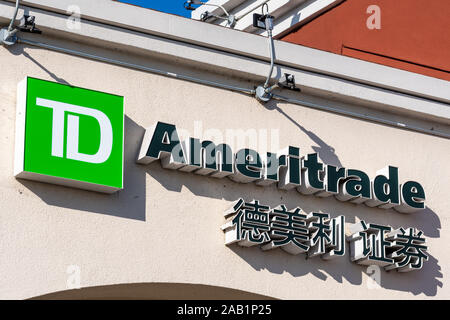 Nov 23, 2019 Milpitas / CA / USA - TD Ameritrade sign (and Chinese translation) at a branch in Silicon Valley; TD Ameritrade is a broker that offers a Stock Photo