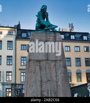 Statue of man drawing a bow crossbow (1916) by Christian Eriksson, Kornhamnstorg, Gamla Stan, Stockholm, Sweden Stock Photo