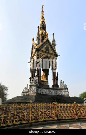 The Prince Albert Memorial, officially titled the Prince Consort National Memorial in Kensington Gardens, Royal Parks, London, England, UK  It was cre Stock Photo