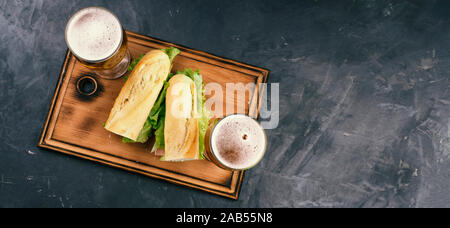 sliders, rustic, seven bridges, cheese onions, homemade hamburger, british beer company, meat lettuce Stock Photo