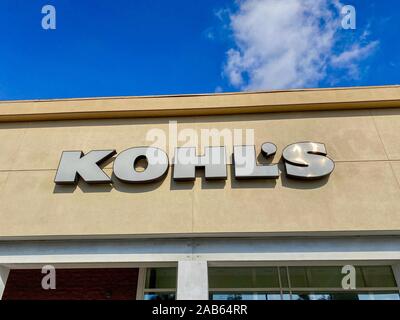 Kohl's Department Store exterior against blue sky Stock Photo