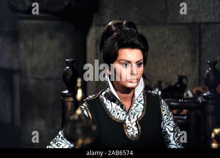 SOPHIA LOREN in EL CID 1961 director ANTHONY MANN music Miklos Rozsa  Italy / USA co-production Samuel Bronston productions / Dear Film Produzione Stock Photo