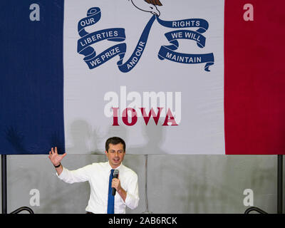 Creston, Iowa, USA. 25th Nov, 2019. Mayor PETE BUTTIGIEG speaks during a campaign event in Creston, IA. Buttigieg, the mayor of South Bend, Indiana, is campaigning to the Democratic nominee for the US presidency. Iowa traditionally hosts the the first selection event of the presidential election cycle. The Iowa Caucuses will be on Feb. 3, 2020. Credit: Jack Kurtz/ZUMA Wire/Alamy Live News Stock Photo