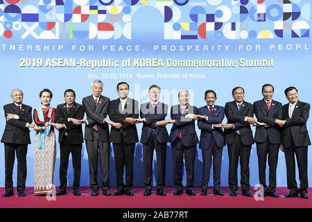 Busan, SOUTH KOREA. 26th Nov, 2019. Nov 26, 2019-Busan, South Korea-Leaders of South Korea and the Association of Southeast Asian Nations (ASEAN) for a photo during a South Korea-ASEAN special summit in the southeastern city of Busan on Nov. 26, 2019. Credit: ZUMA Press, Inc./Alamy Live News Stock Photo