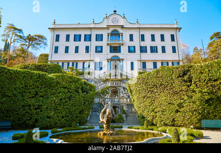 Fountain at Villa Carlotta on Lake Como, Lombardy, Italian Lakes, Italy, Europe