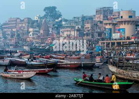Dashashwamedh Ghat, Varanasi, Uttar Pradesh, India, Asia Stock Photo