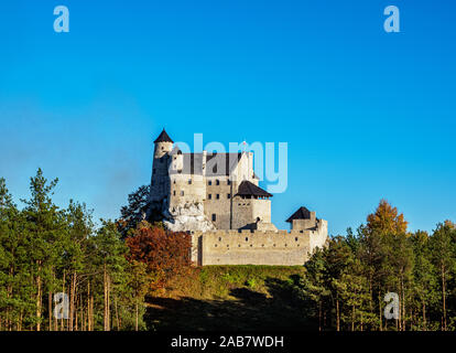 Bobolice Royal Castle, Trail of the Eagles' Nests, Krakow-Czestochowa Upland (Polish Jura), Silesian Voivodeship, Poland, Europe Stock Photo