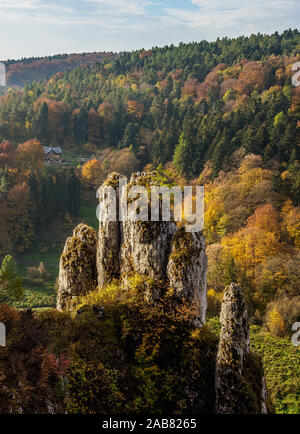 The Glove Rock Formation, Ojcow National Park, Krakow-Czestochowa Upland (Polish Jura), Lesser Poland Voivodeship, Poland, Europe Stock Photo