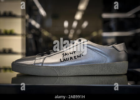 the cia store footwear