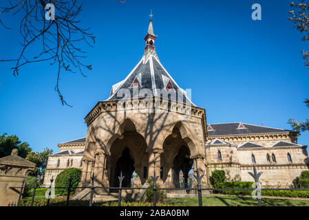 Regent Street railway station, formerly known as Mortuary railway station, was a railway station on Sydney's Rookwood Cemetery railway line. Funeral t Stock Photo